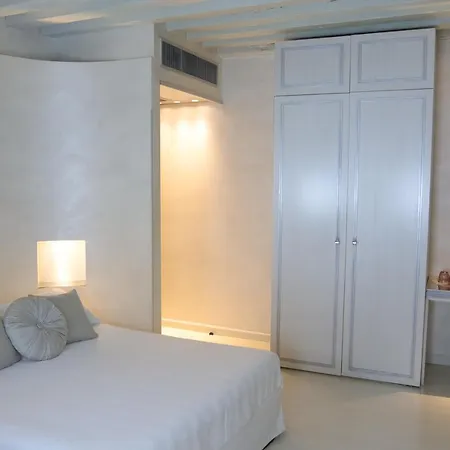 Relais Hotel