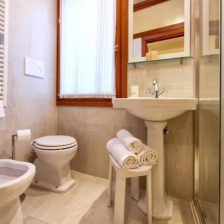 Relais Szálloda Velence